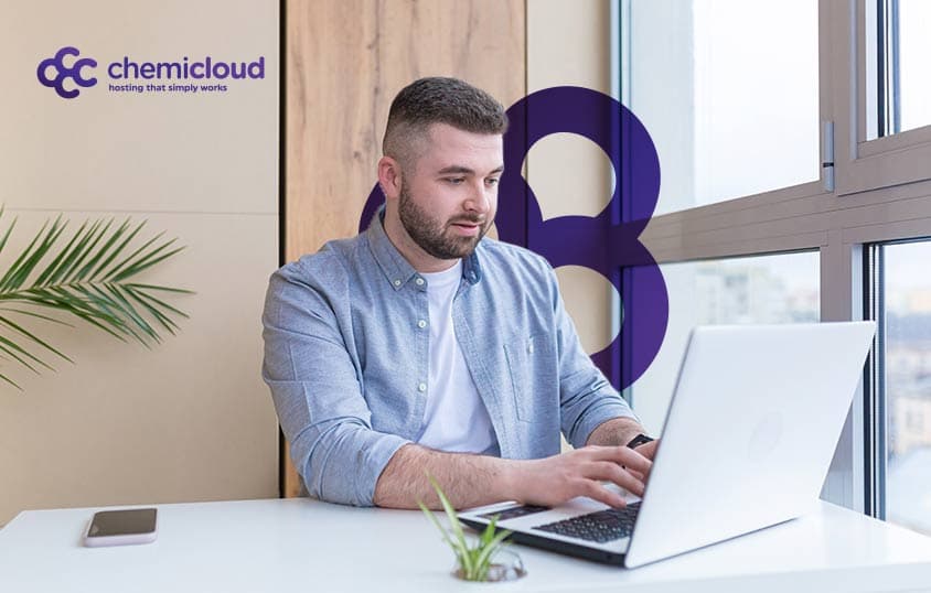 Analyse et évaluation de ChemiCloud: Pourquoi le choisir en 2021?